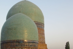 Registan. Madrasah domes
